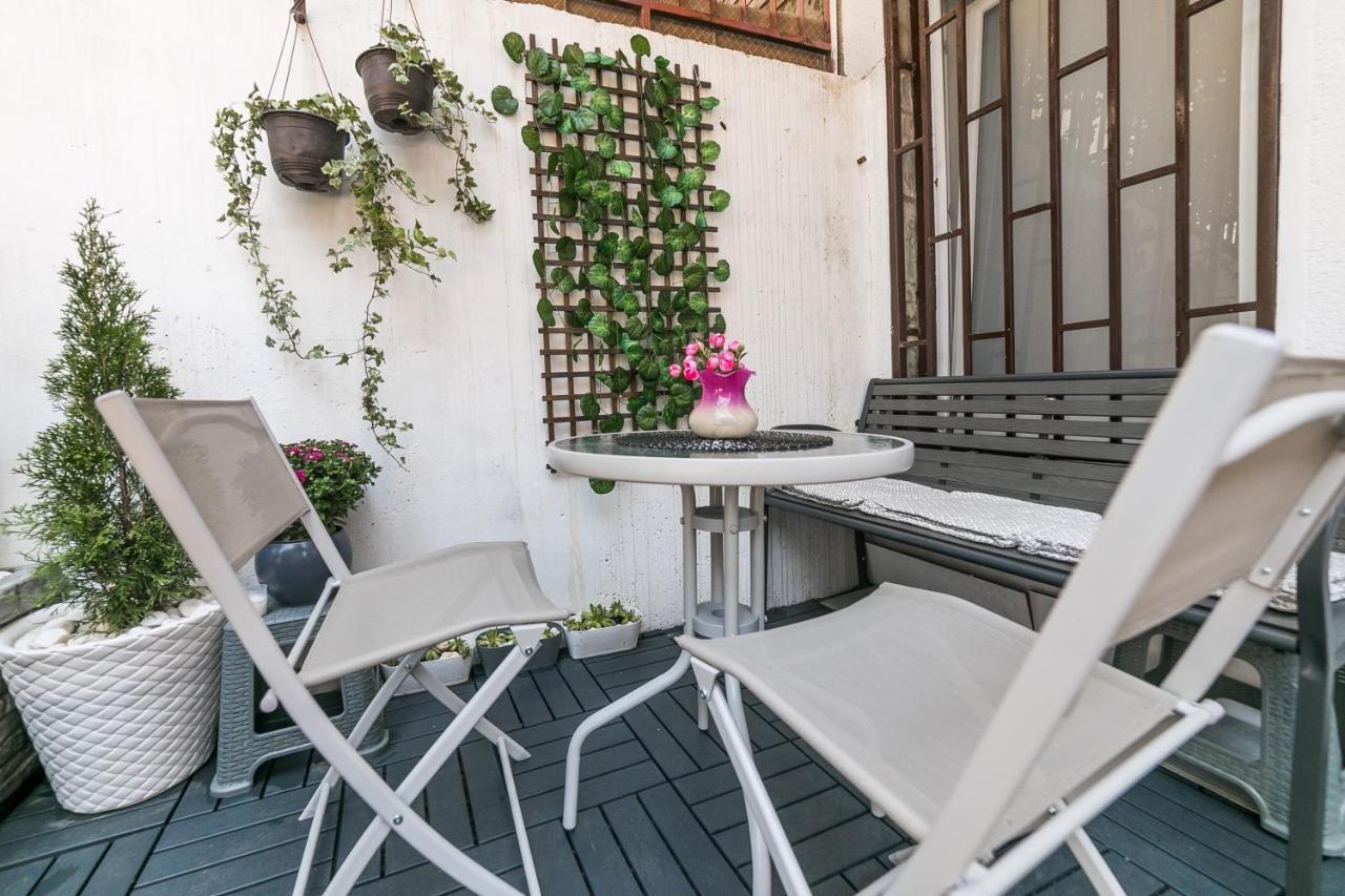 Gray Luxe Apartment Belgrade Exterior photo